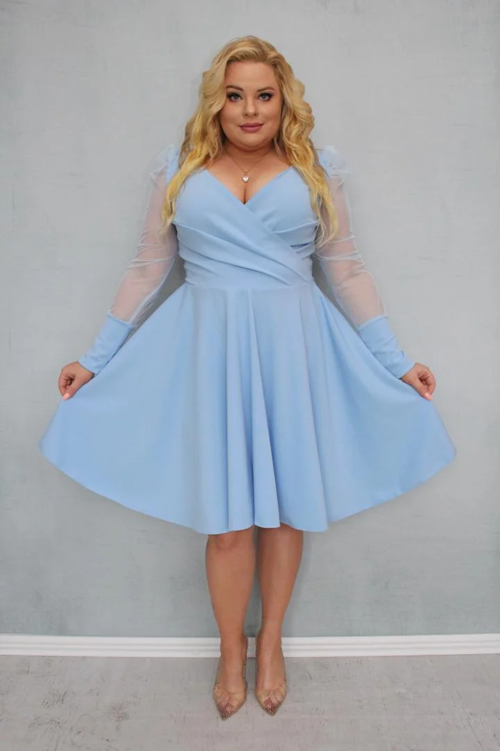 Sukienka Jessica rozkloszowana rękawy z tiulu bufki błękitna