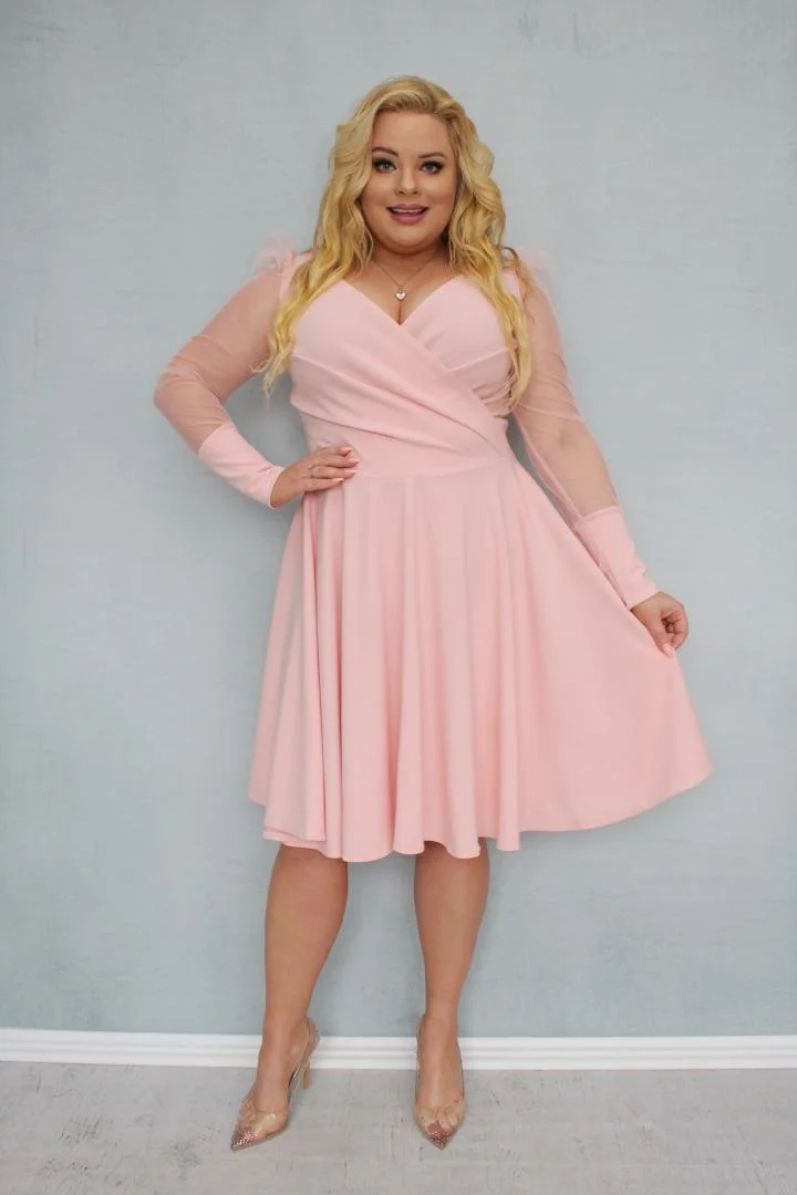 Sukienka Jessica rozkloszowana rękawy z tiulu bufki pastelowy róż